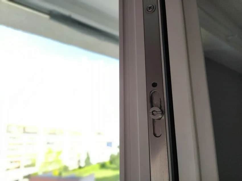 Jak zmienić okno na zimowe i poprawić efektywność energetyczną domu